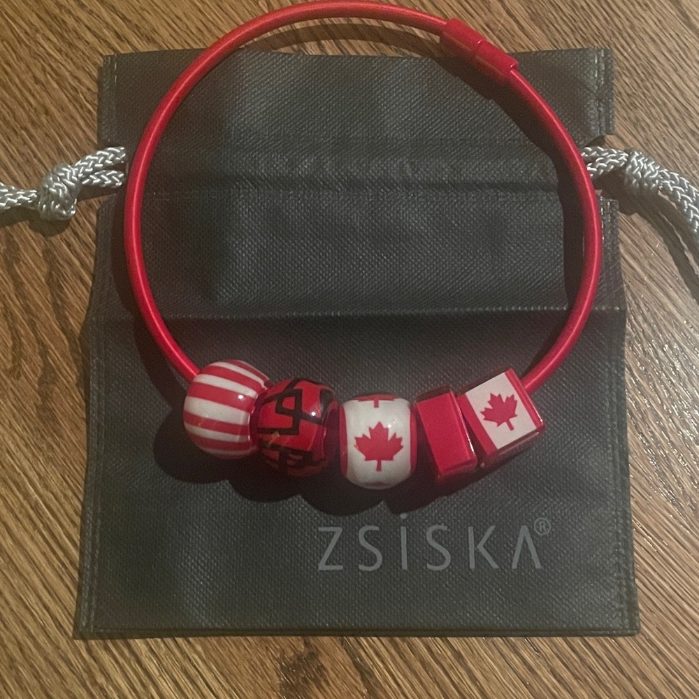 Zsiska Maple Love Bliss Cord and 5 Beads